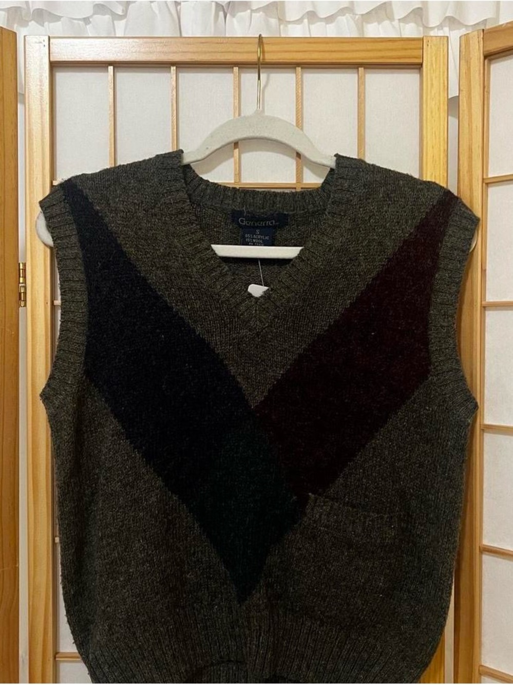 GENERRA Men's Dark Gray V-Neck Sweater Vest with Black Chevron